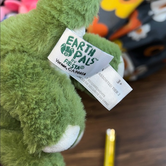 Fiesta - 9 inch Earth Green and White Plush Dinosaur - Apatosaurus 🦕 - Picture 4 of 13